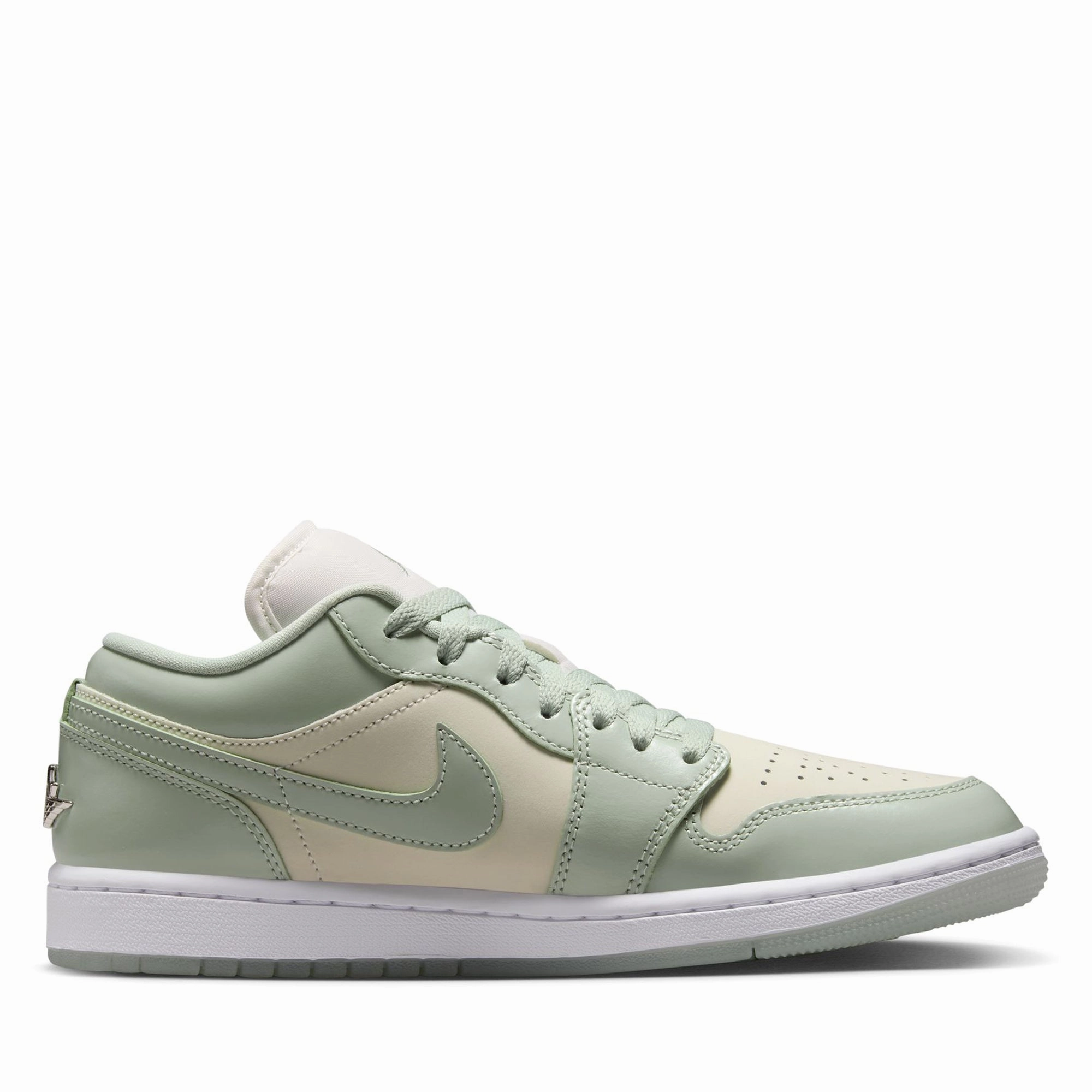Women's Air Jordan 1 Low SE - Sail/Seafoam Air Jordan Basketball Shoes for Performance
