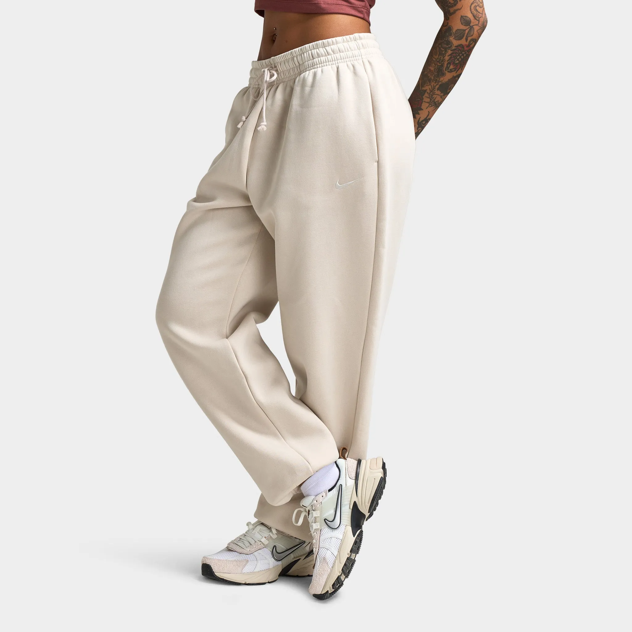 Womens Nike Nike Sportswear Women's Phoenix Fleece Oversized Sweatpants Light Orewood Brown / Sail