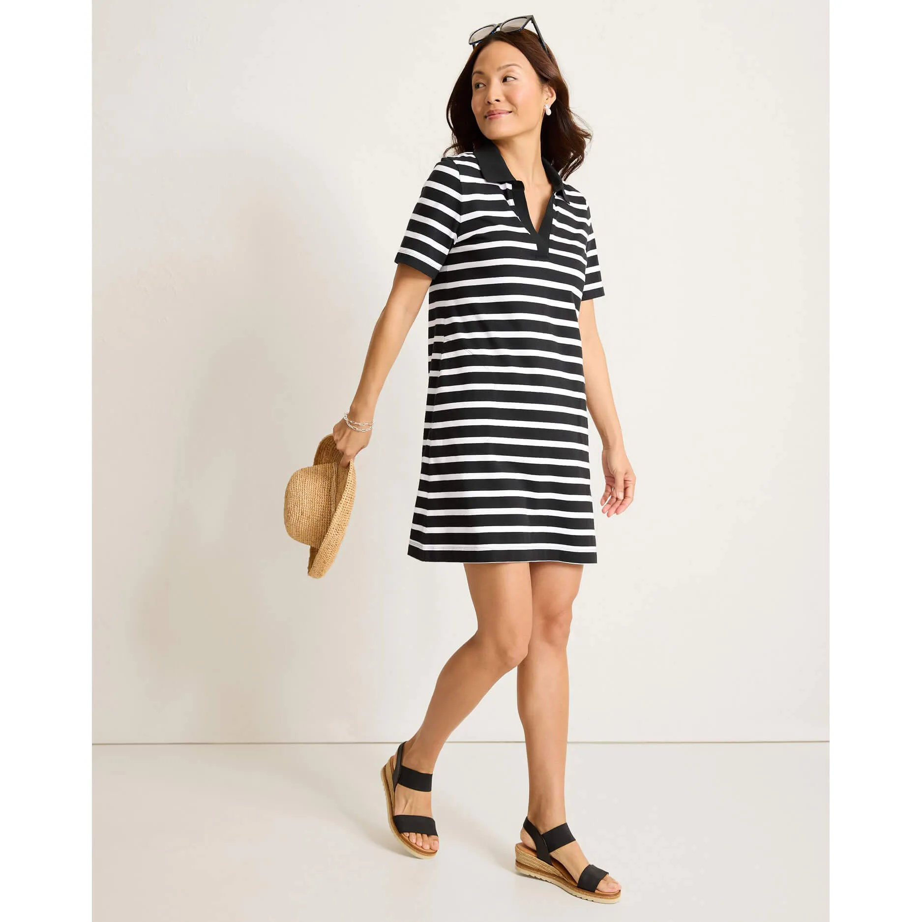 Womens Tommy Bahama Sportswear Tommy Bahama Women's Coastal Cabana Short Sleeve Dress - Black
