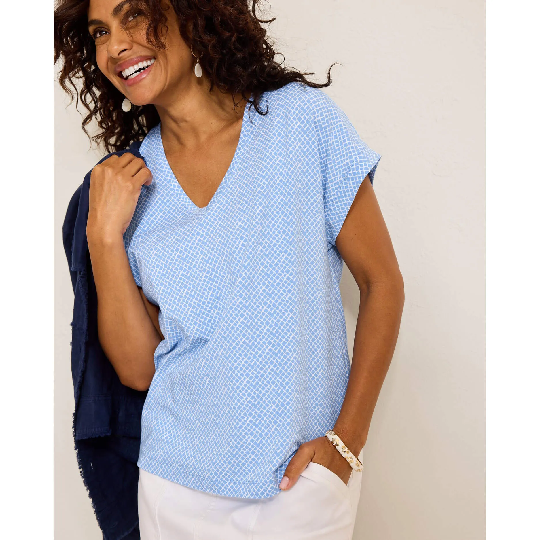 Womens Tommy Bahama Sportswear Tommy Bahama Women's Kauai Bay Breeze T-Shirt - Big Sky Blue