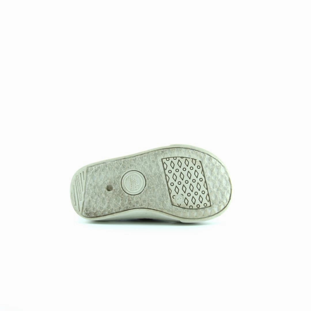 WONDER NATION . Wonder Nation kids shoe pictures