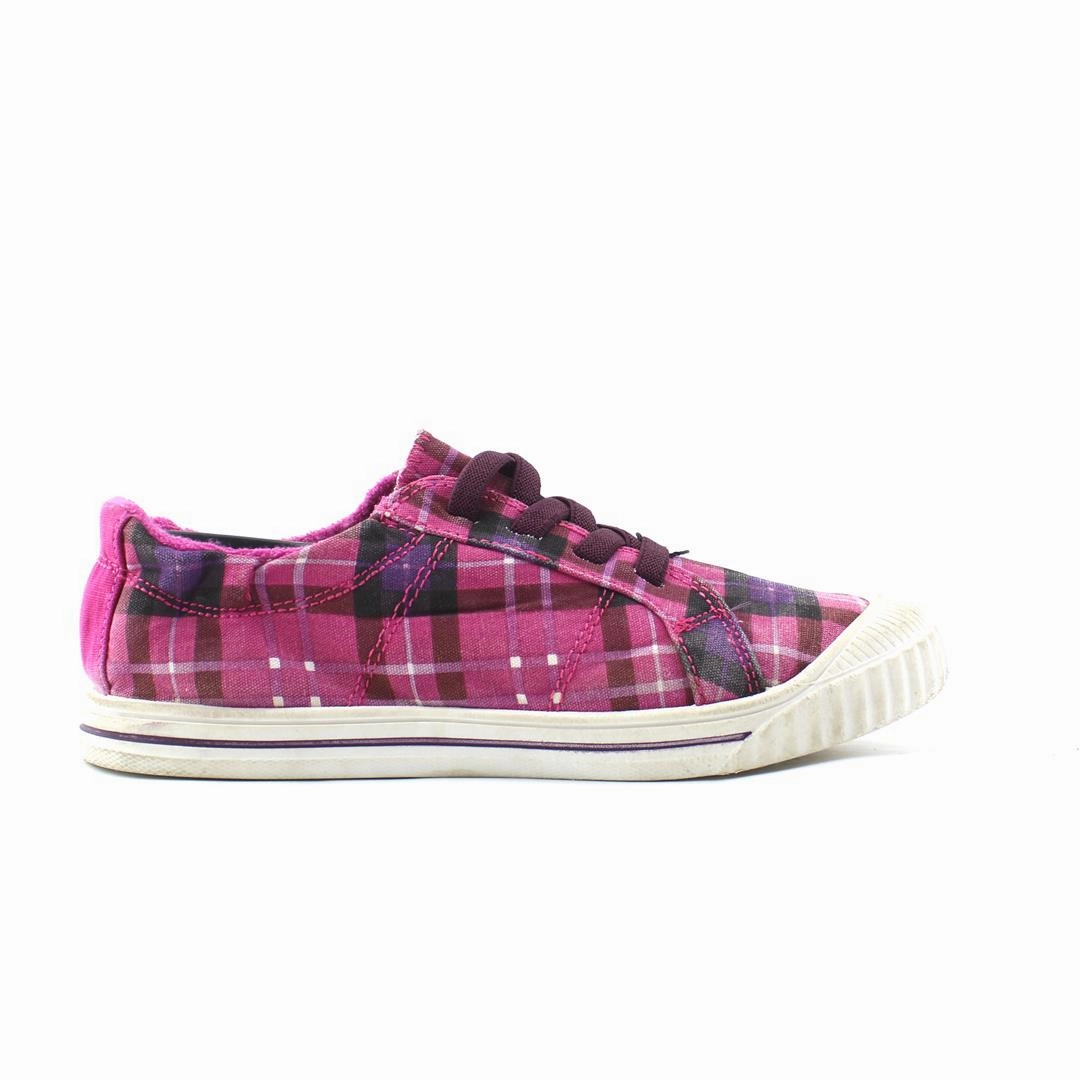 WONDER NATION . Wonder Nation kids shoe pictures