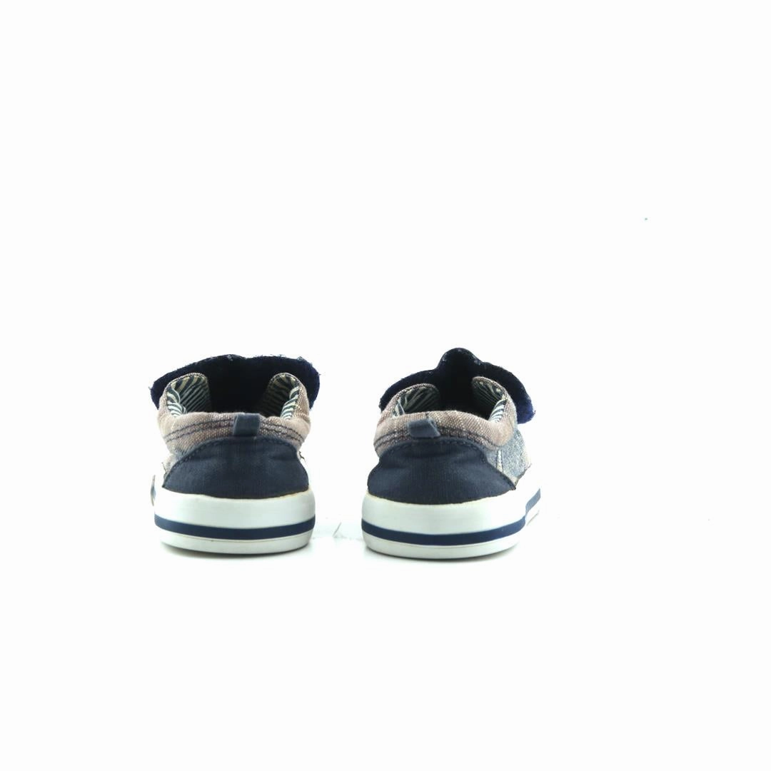 WONDER NATION . Wonder Nation kids shoe pictures