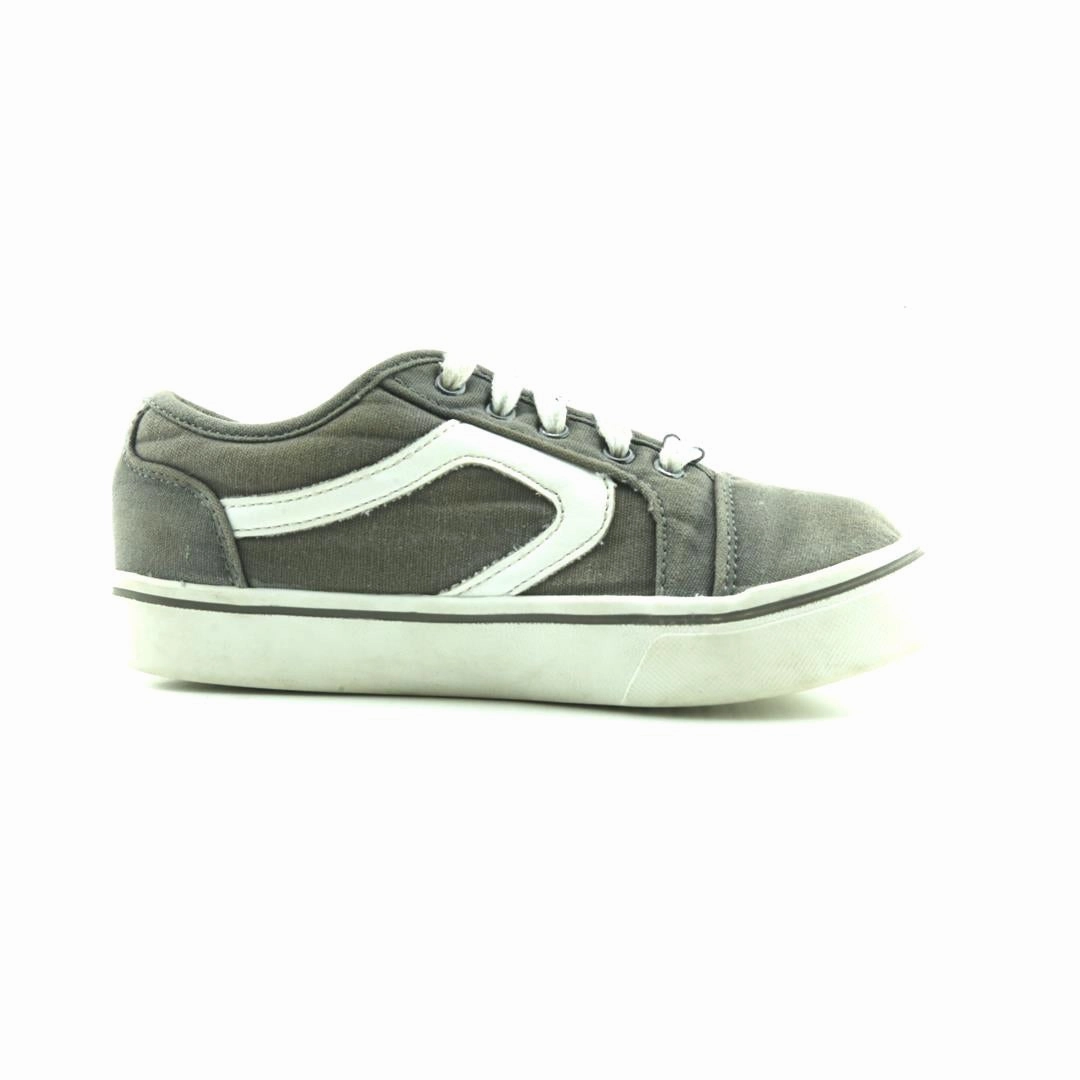 WONDER NATION . Wonder Nation kids shoe pictures