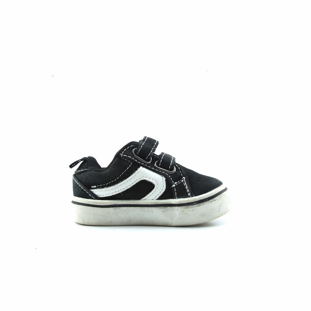 WONDER NATION . Wonder Nation kids shoe pictures