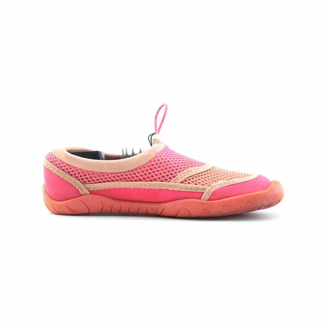 WONDER NATION . Wonder Nation kids shoe pictures