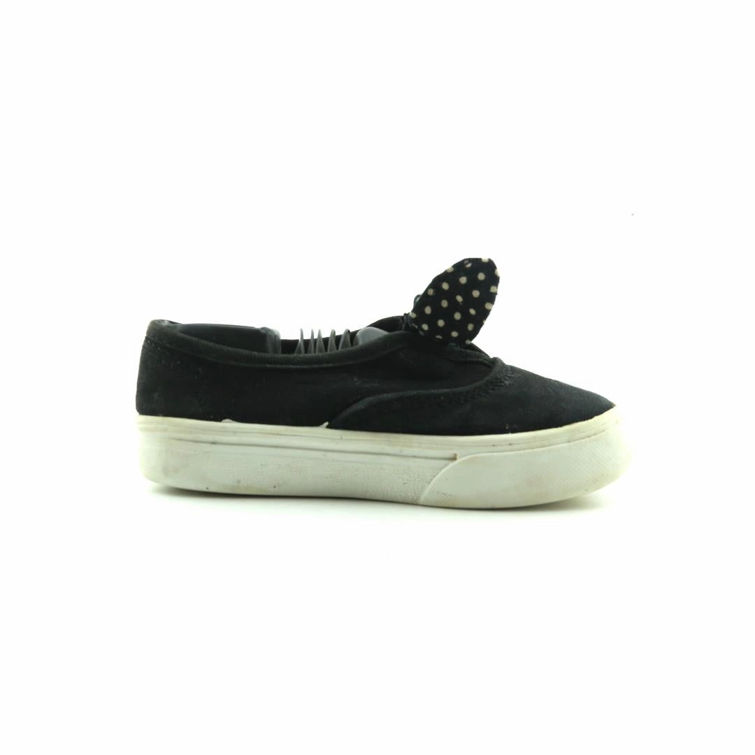 WONDER NATION . Wonder Nation kids shoe pictures