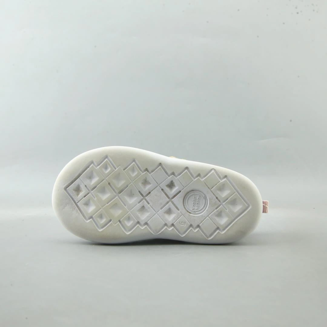 WONDER NATION . Wonder Nation kids shoe pictures