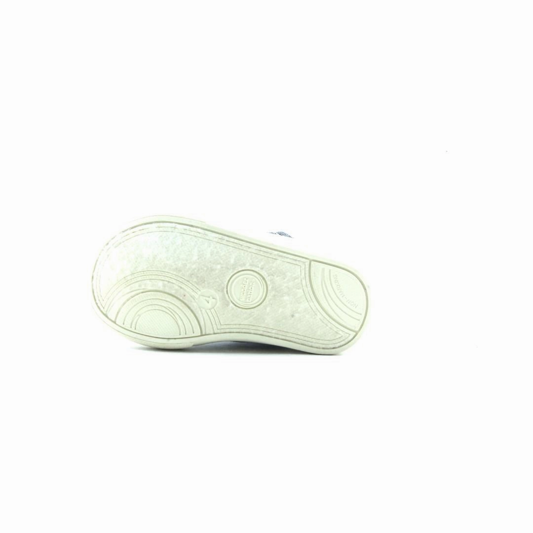 WONDER NATION . Wonder Nation kids shoe pictures