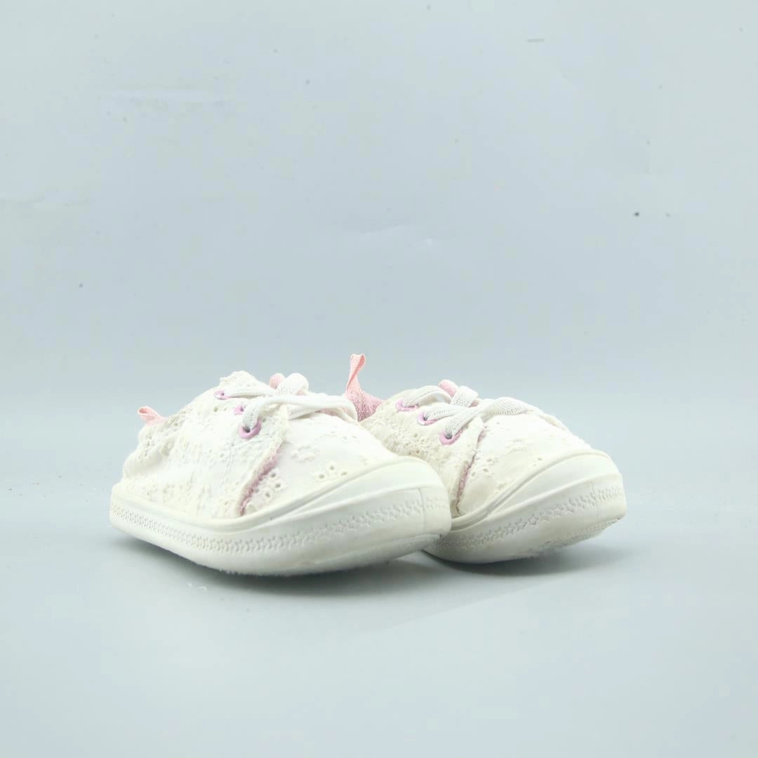 WONDER NATION . Wonder Nation kids shoe pictures