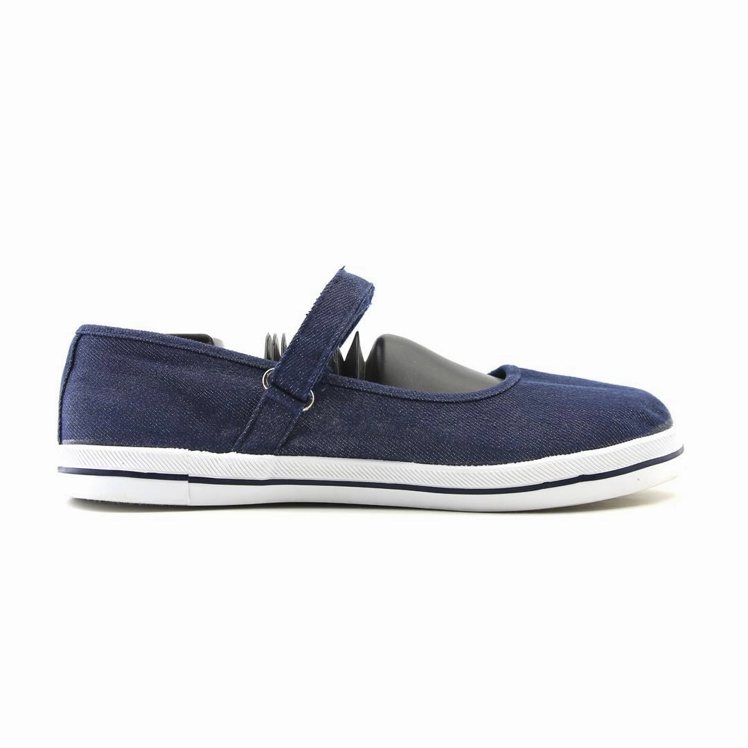 WONDER NATION . Wonder Nation kids shoe pictures