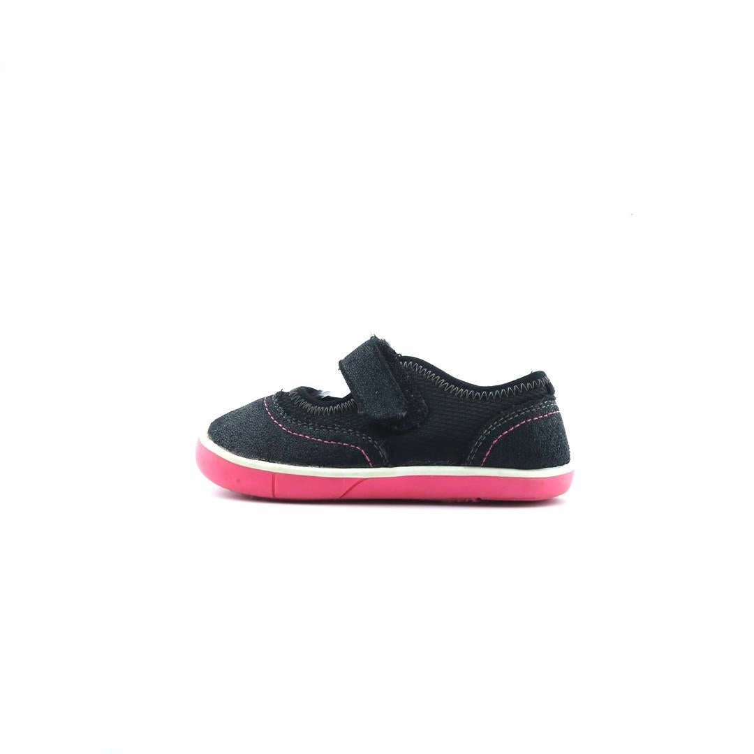 WONDER NATION . Wonder Nation kids shoe pictures