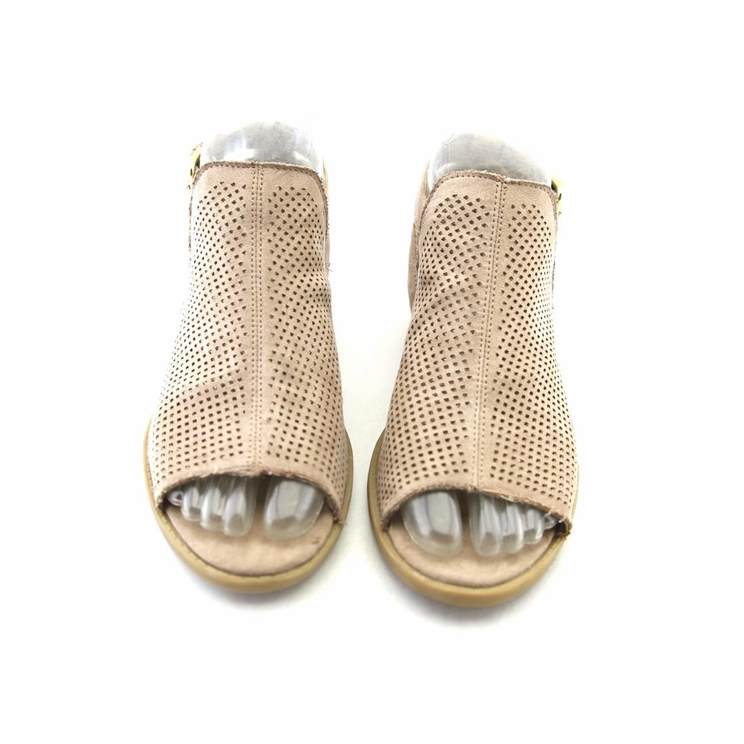 WONDER NATION . Wonder Nation kids shoe pictures