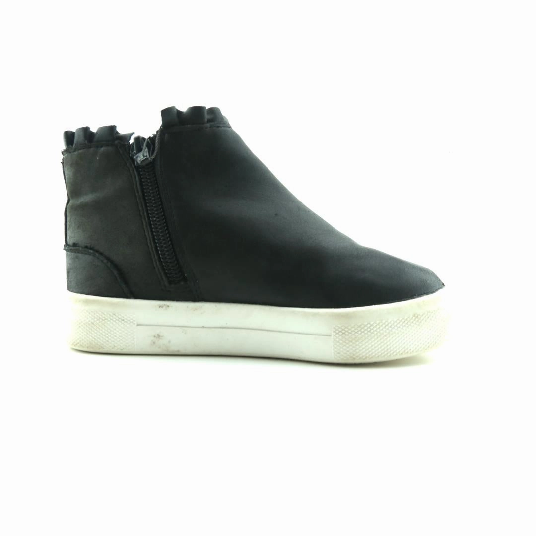 WONDER NATION . Wonder Nation kids shoe pictures