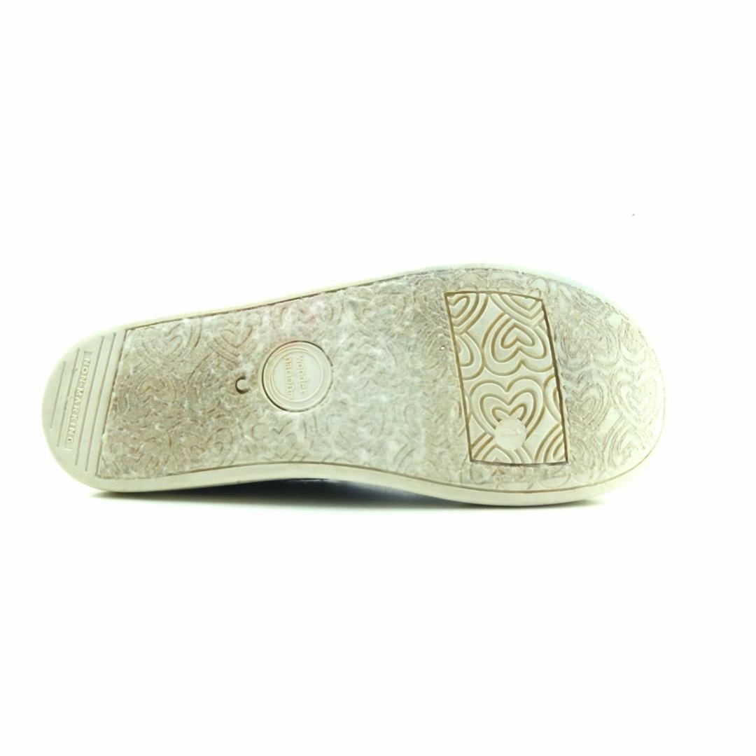 WONDER NATION . Wonder Nation kids shoe pictures
