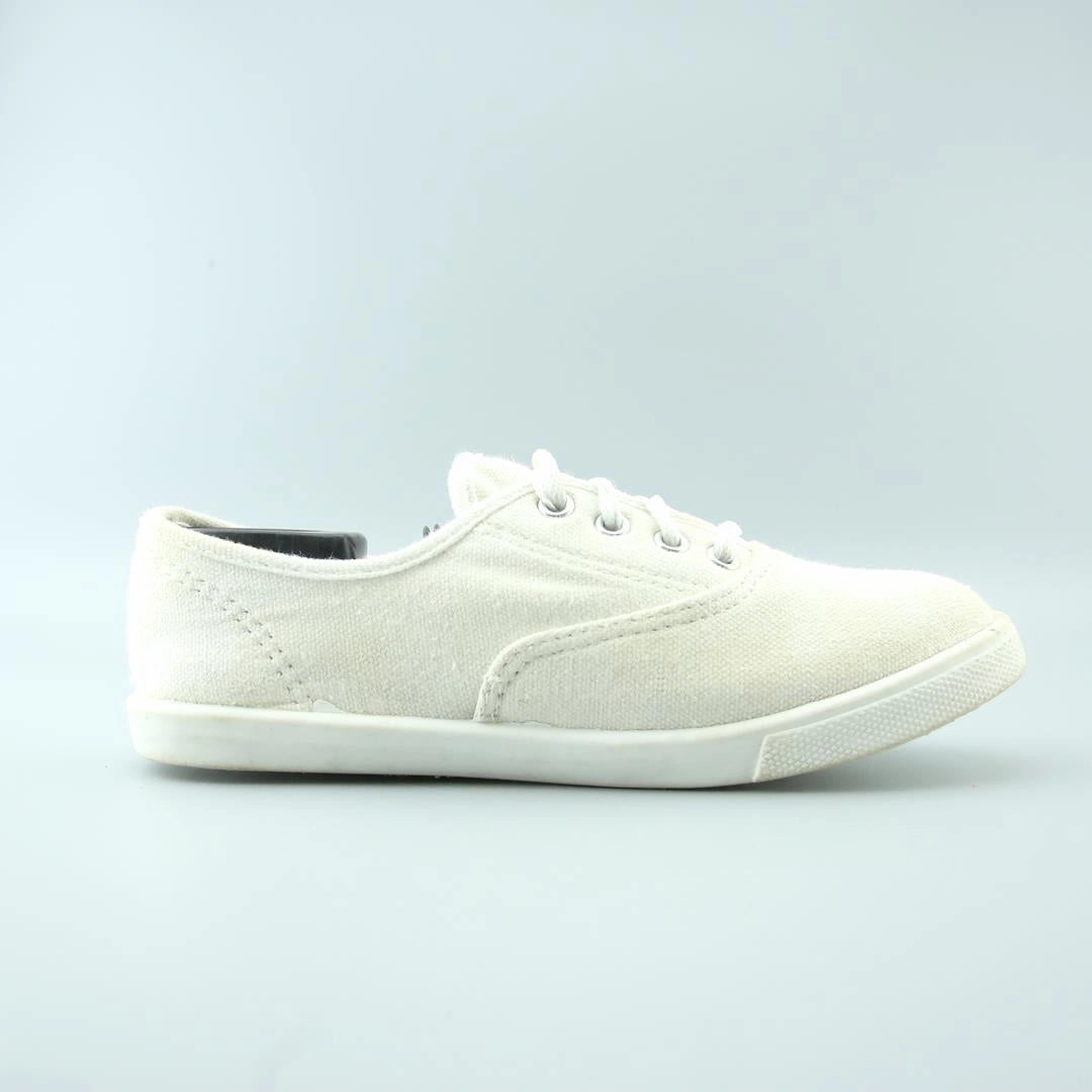 WONDER NATION . Wonder Nation kids shoe pictures