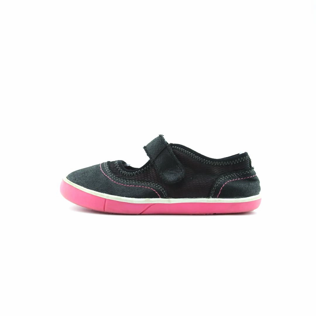 WONDER NATION . Wonder Nation kids shoe pictures