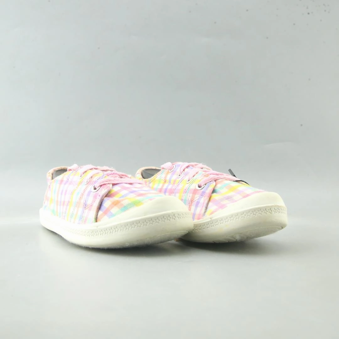 WONDER NATION . Wonder Nation kids shoe pictures
