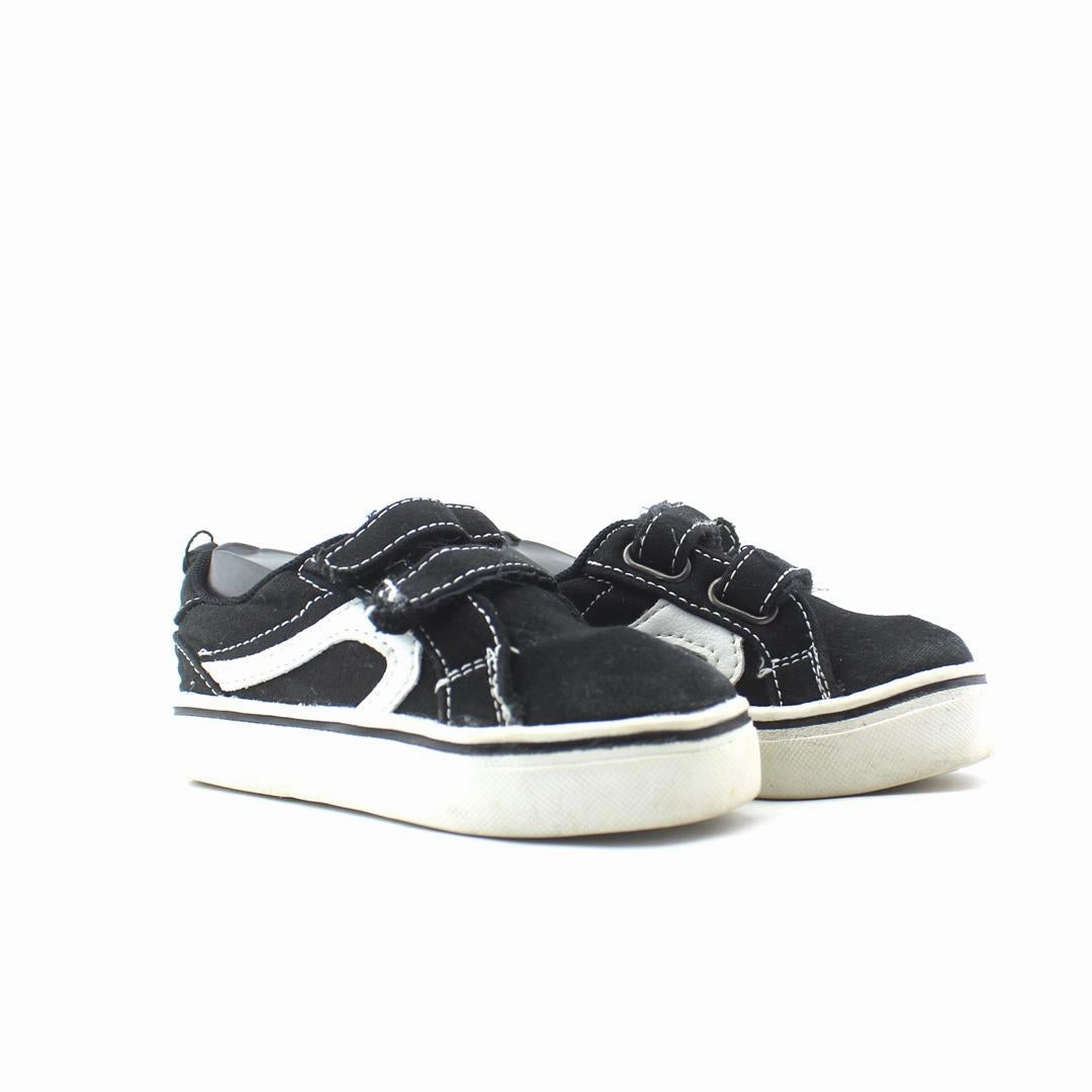 WONDER NATION . Wonder Nation kids shoe pictures