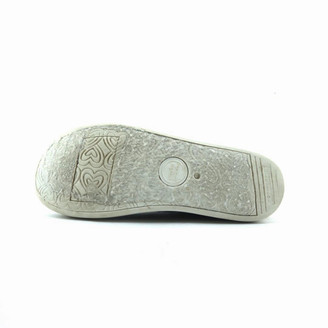 WONDER NATION MEMORY FOAM Wonder Nation kids shoe pictures