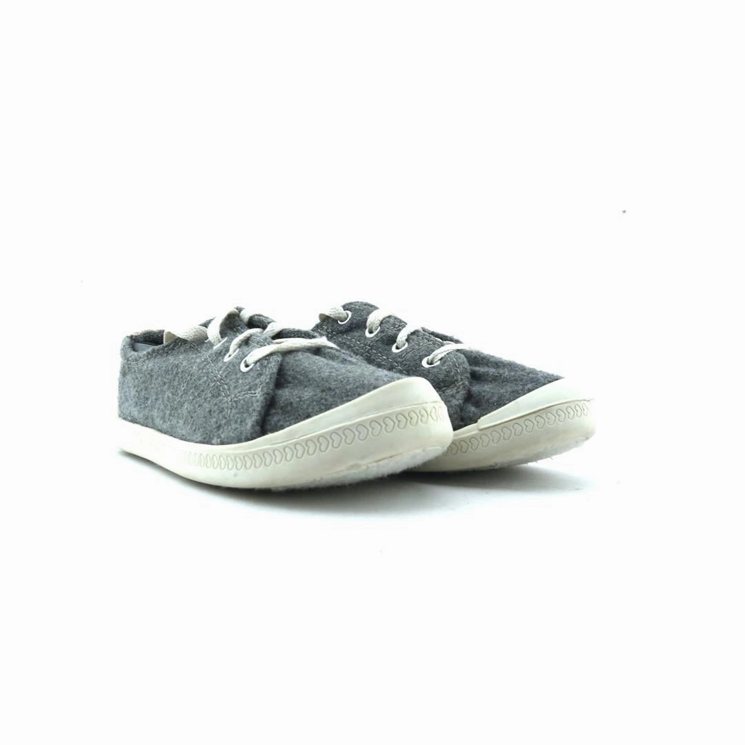 WONDER NATION MEMORY FOAM Wonder Nation kids shoe pictures