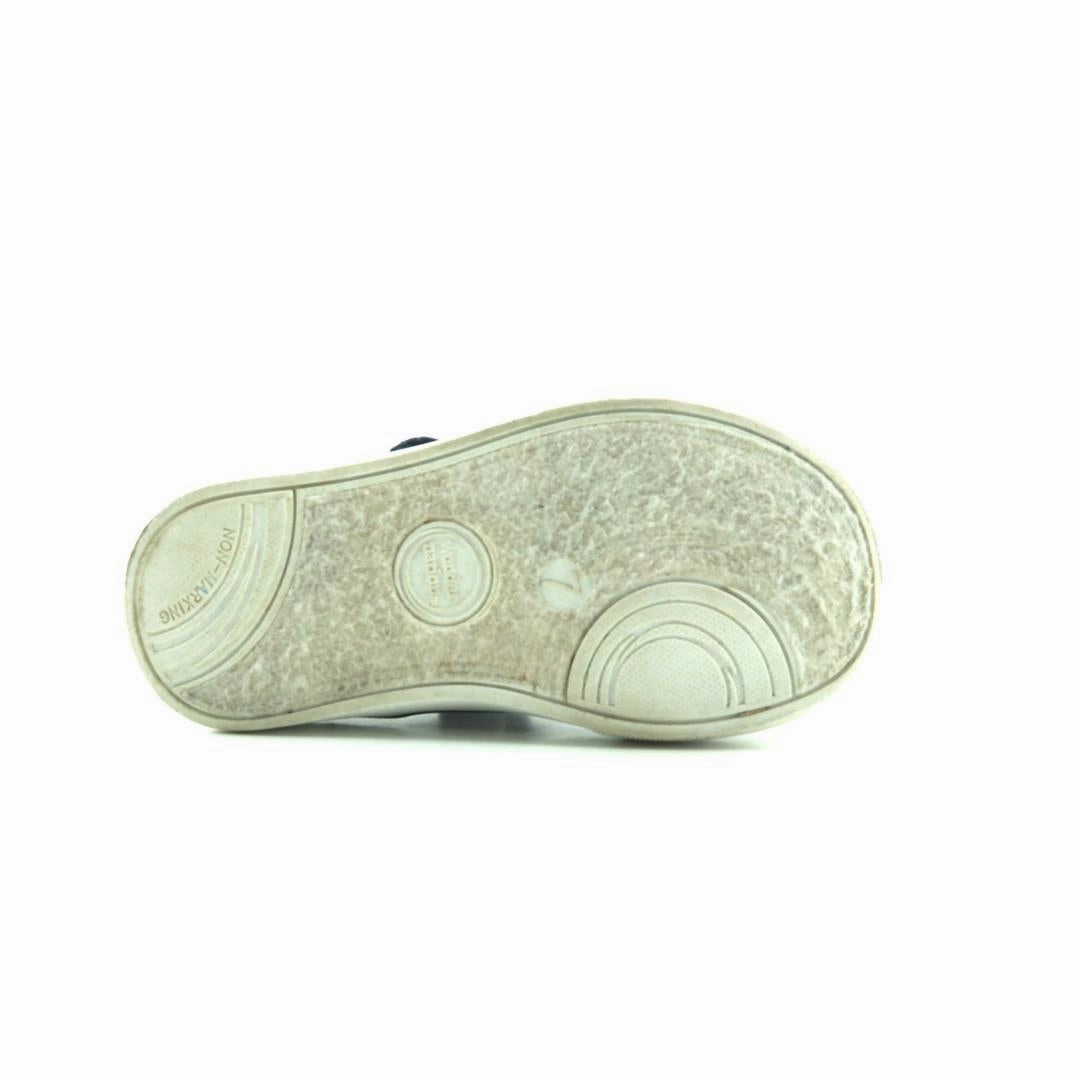 WONDER NATION MEMORY FOAM Wonder Nation kids shoe pictures