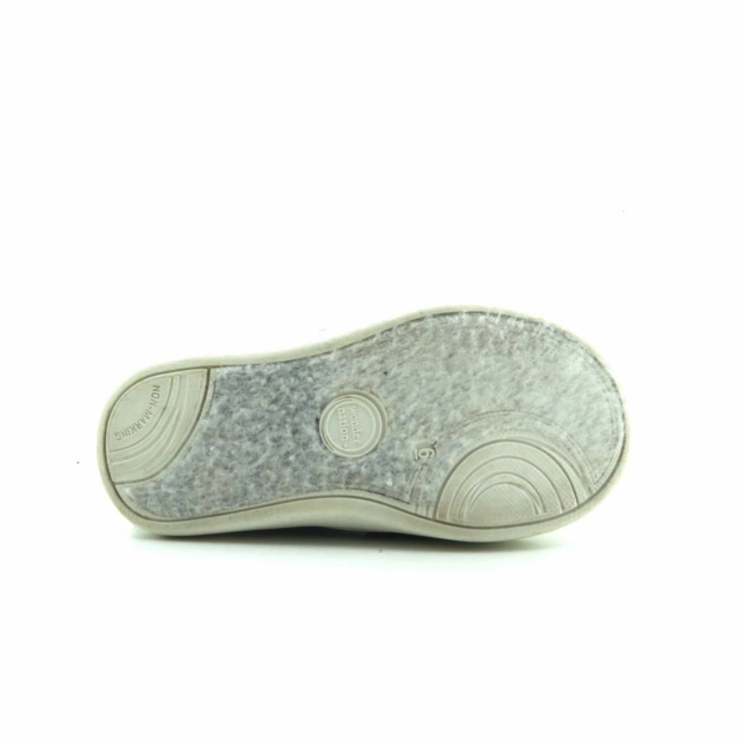 WONDER NATION MEMORY FOAM Wonder Nation kids shoe pictures