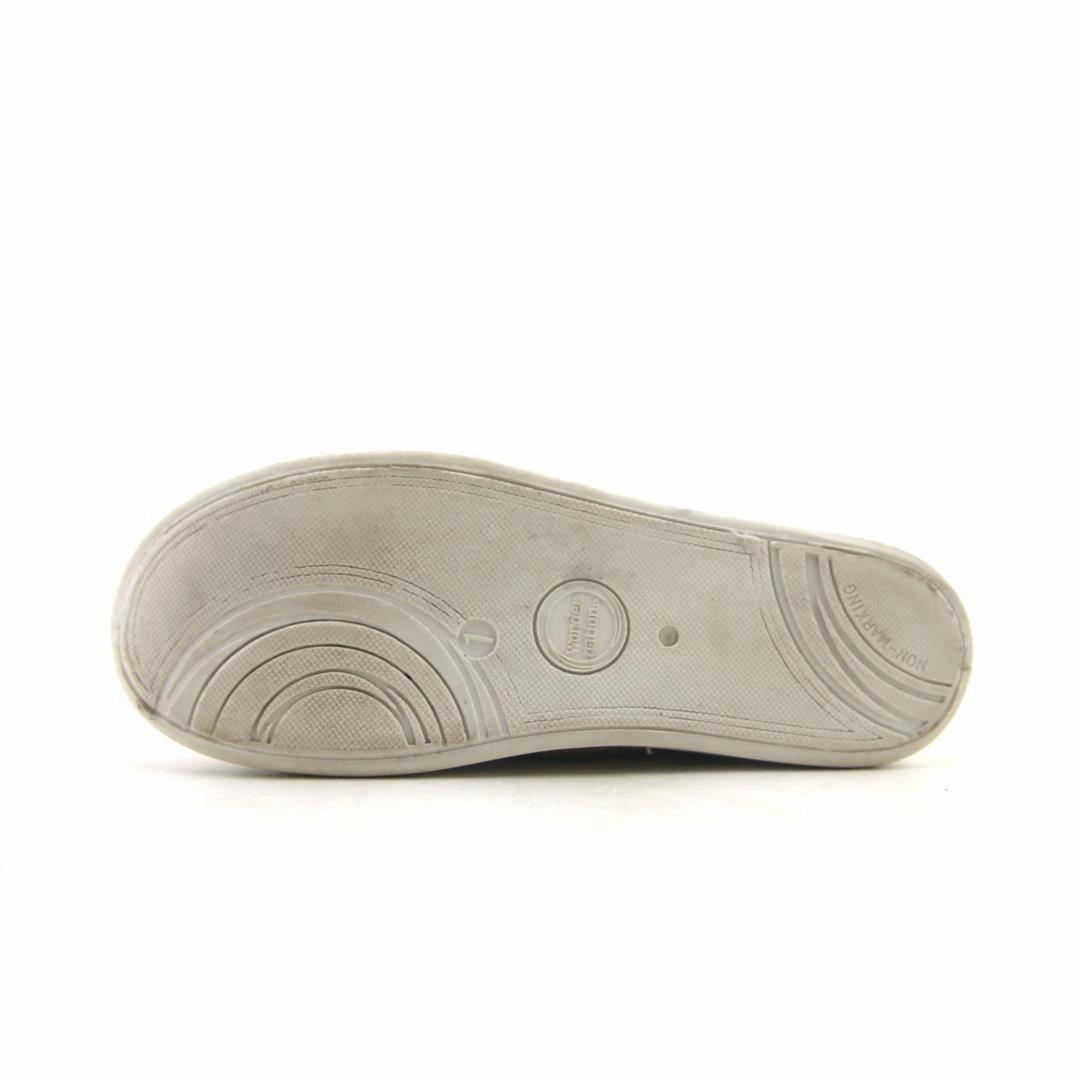 WONDER NATION MEMORY FOAM Wonder Nation kids shoe pictures