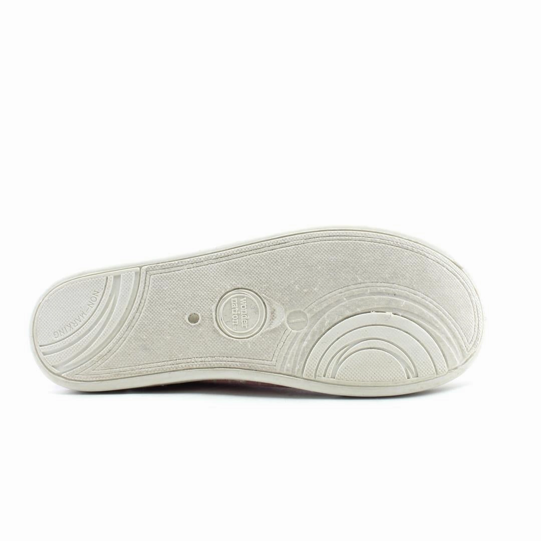 WONDER NATION MEMORY FOAM Wonder Nation kids shoe pictures
