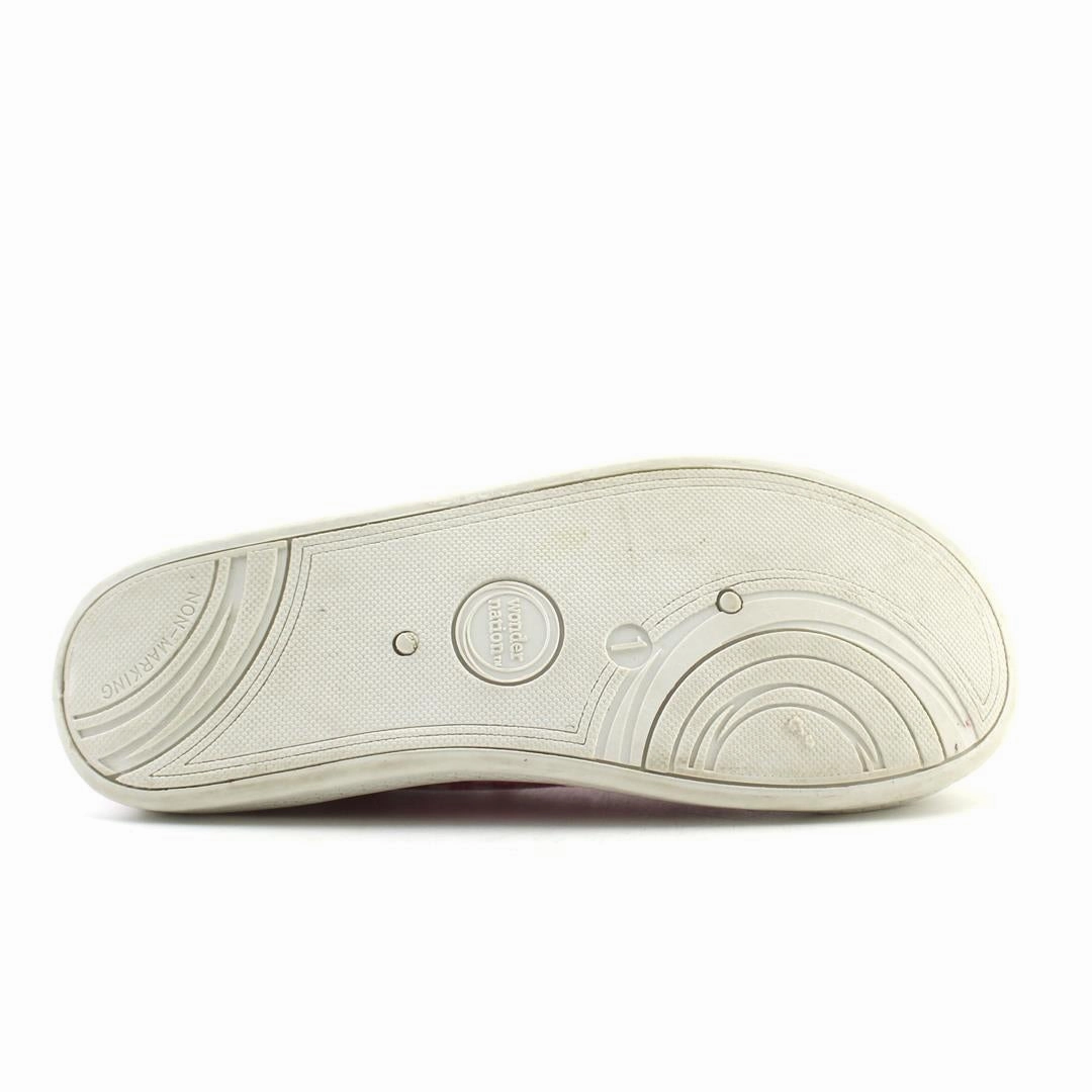 WONDER NATION MEMORY FOAM Wonder Nation kids shoe pictures