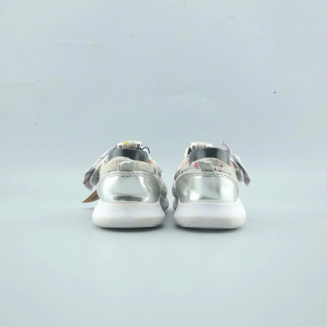 WONDER NATION MEMORY FOAM Wonder Nation kids shoe pictures