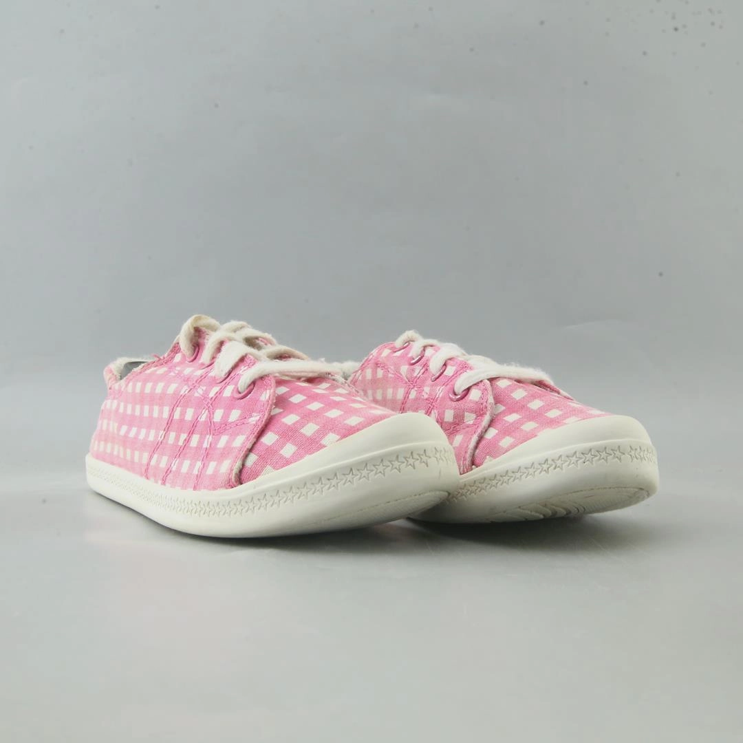 WONDER NATION MEMORY FOAM Wonder Nation kids shoe pictures