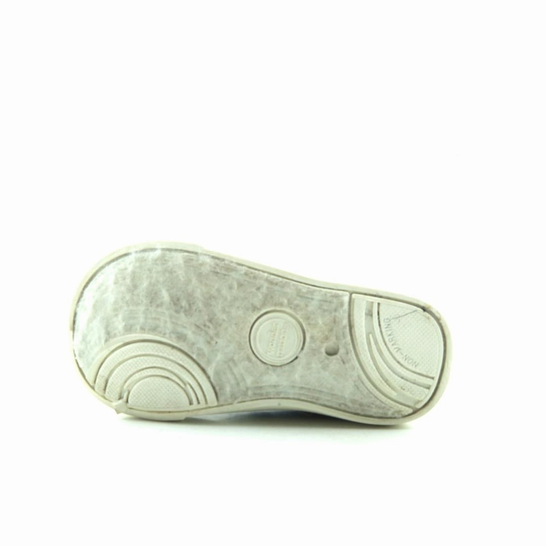 WONDER NATION MEMORY FOAM Wonder Nation kids shoe pictures
