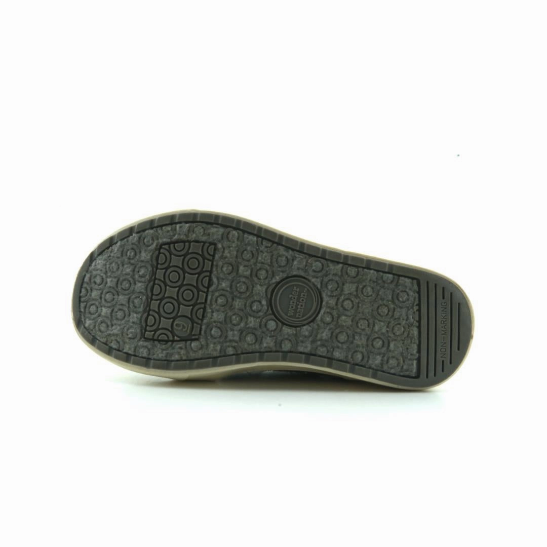 WONDER NATION MEMORY FOAM Wonder Nation kids shoe pictures