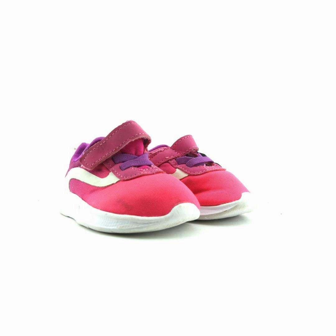 WONDER NATION MEMORY FOAM Wonder Nation kids shoe pictures