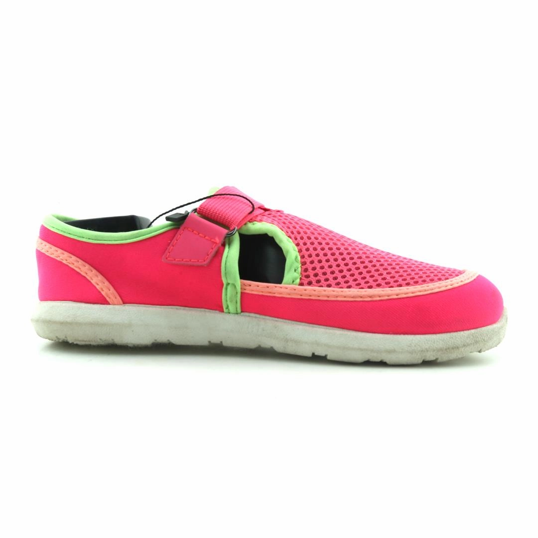 WONDER NATION MEMORY FOAM Wonder Nation kids shoe pictures