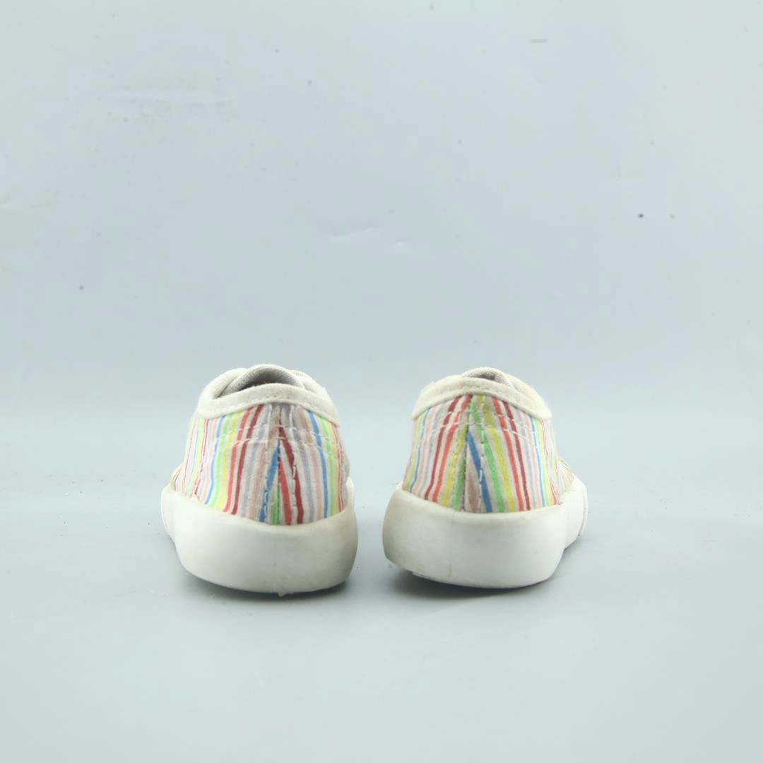 WONDER NATION MEMORY FOAM Wonder Nation kids shoe pictures
