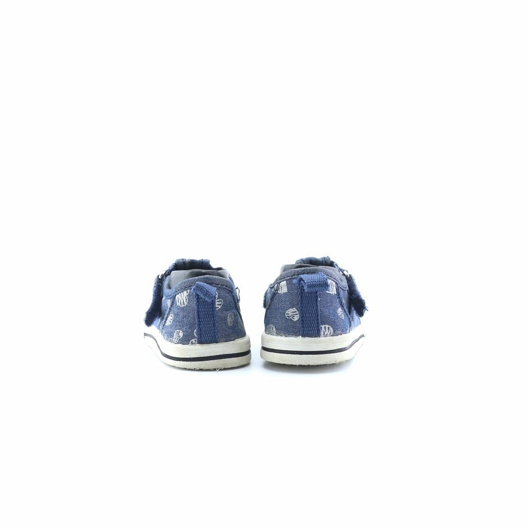 WONDER NATION MEMORY FOAM Wonder Nation kids shoe pictures