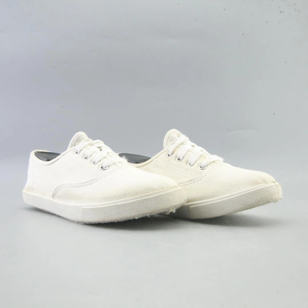 WONDER NATION MEMORY FOAM Wonder Nation kids shoe pictures