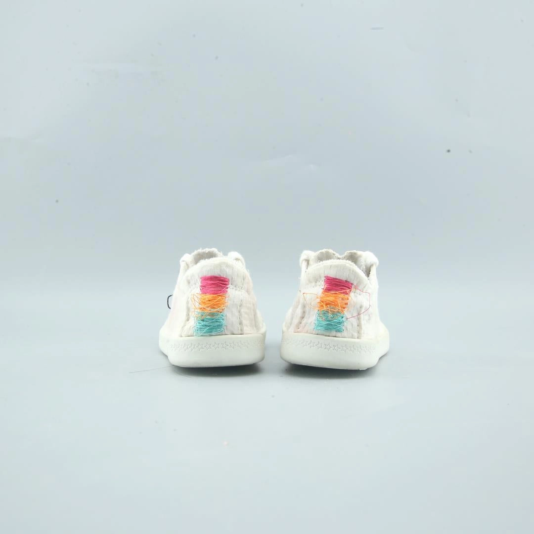 WONDER NATION MEMORY FOAM Wonder Nation kids shoe pictures