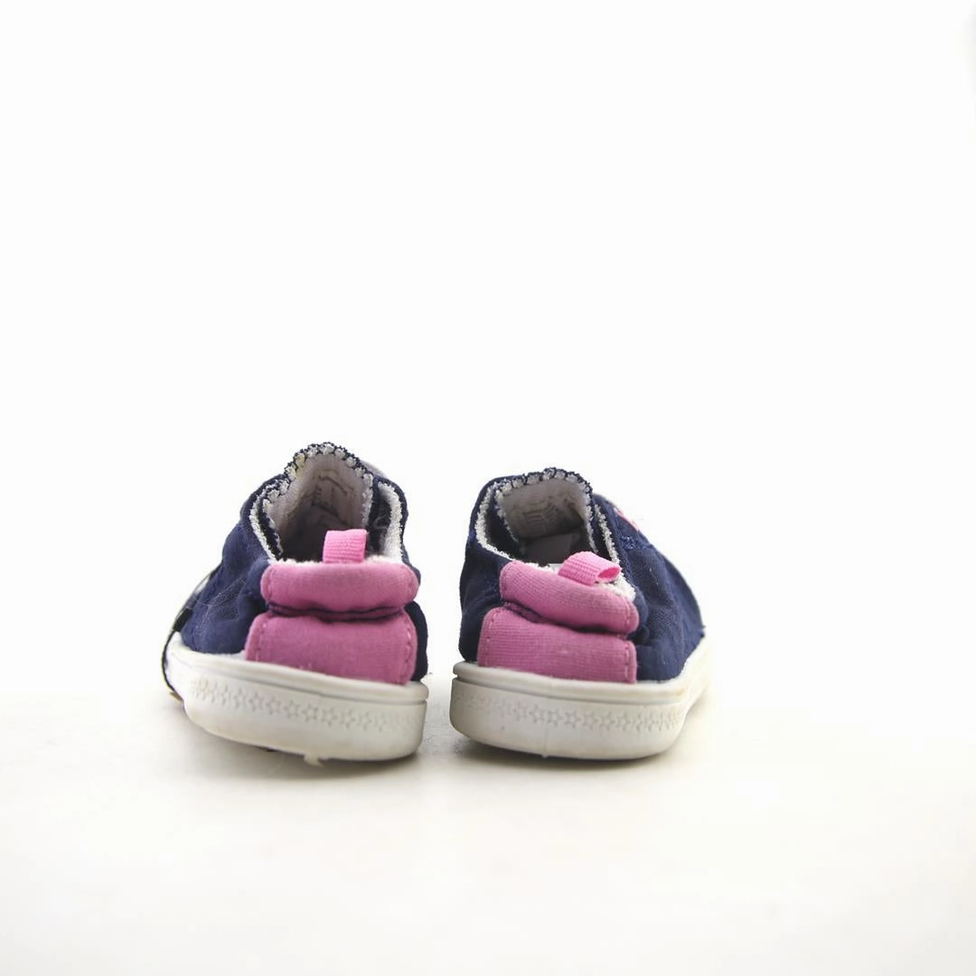 WONDER NATION MEMORY FOAM Wonder Nation kids shoe pictures