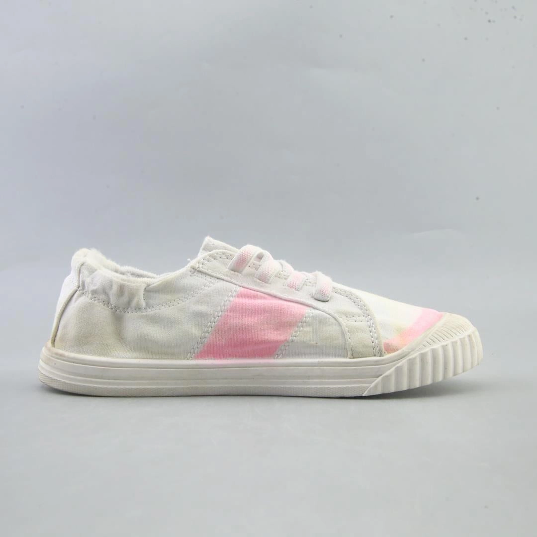 WONDER NATION MEMORY FOAM Wonder Nation kids shoe pictures