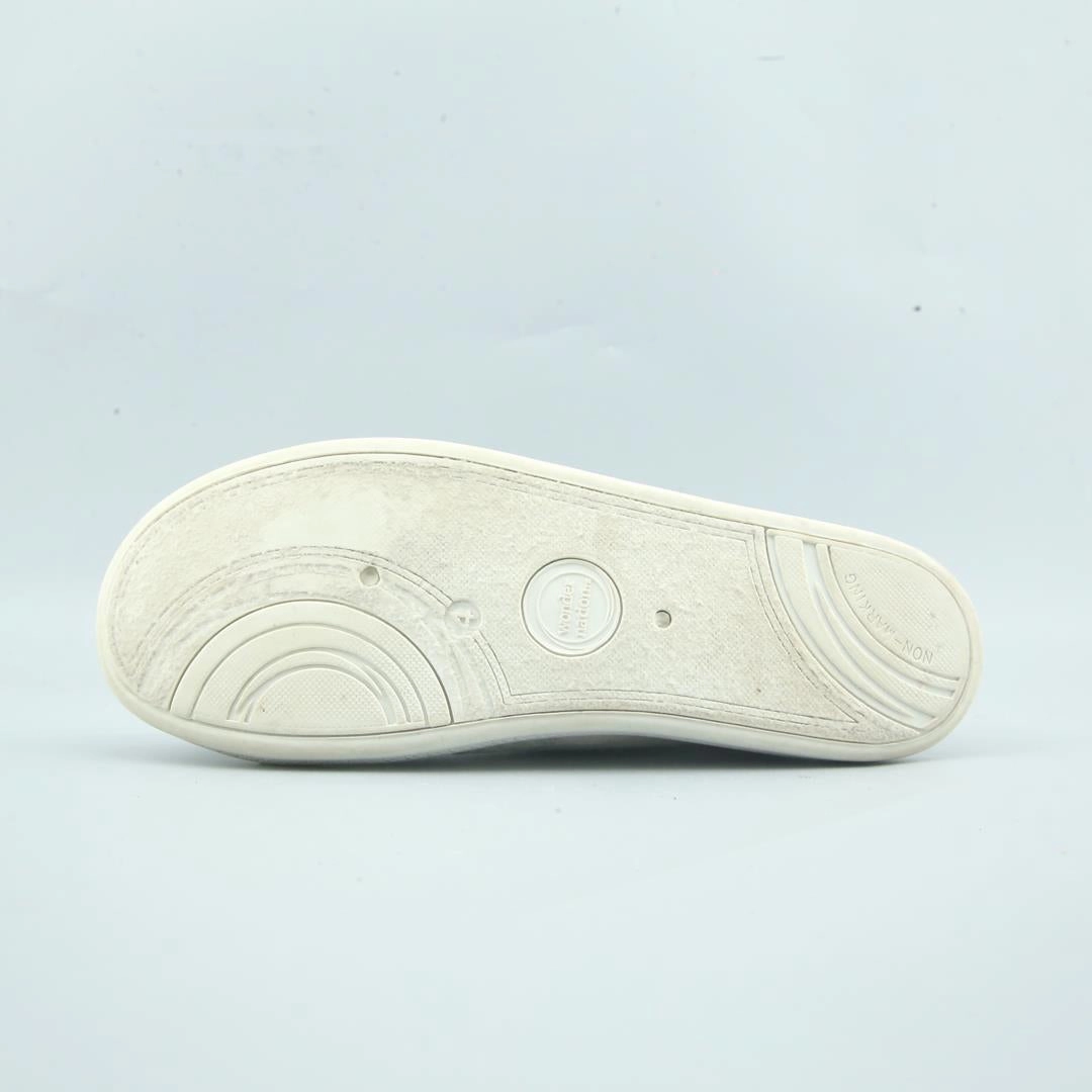 WONDER NATION MEMORY FOAM Wonder Nation kids shoe pictures