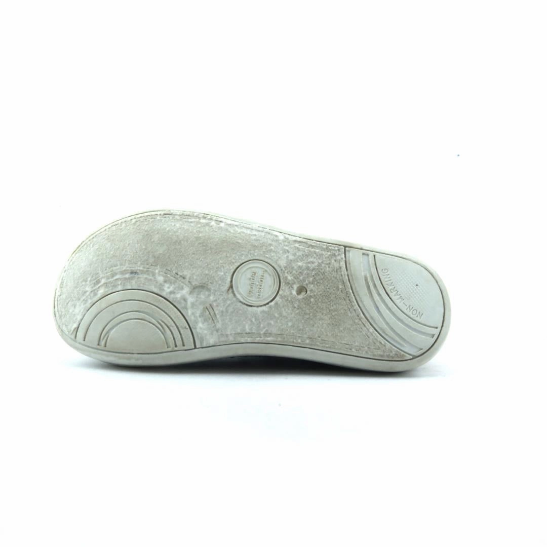 WONDER NATION MEMORY FOAM Wonder Nation kids shoe pictures