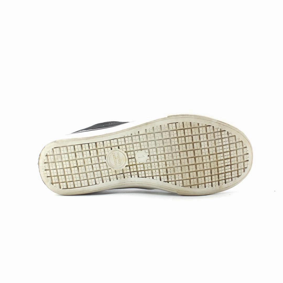 WONDER NATION MEMORY FOAM Wonder Nation kids shoe pictures